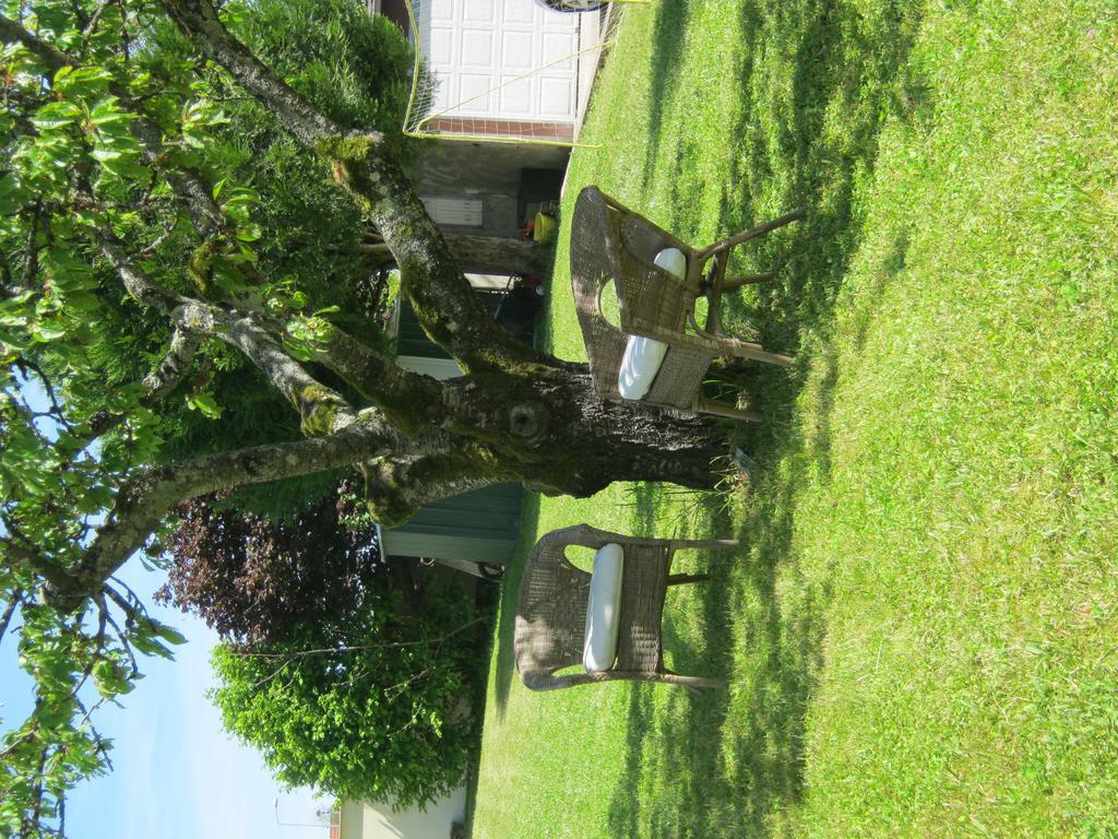 Grand Appartement Dans Villa Avec Parking Quartier Residentiel Joigny Oda fotoğraf